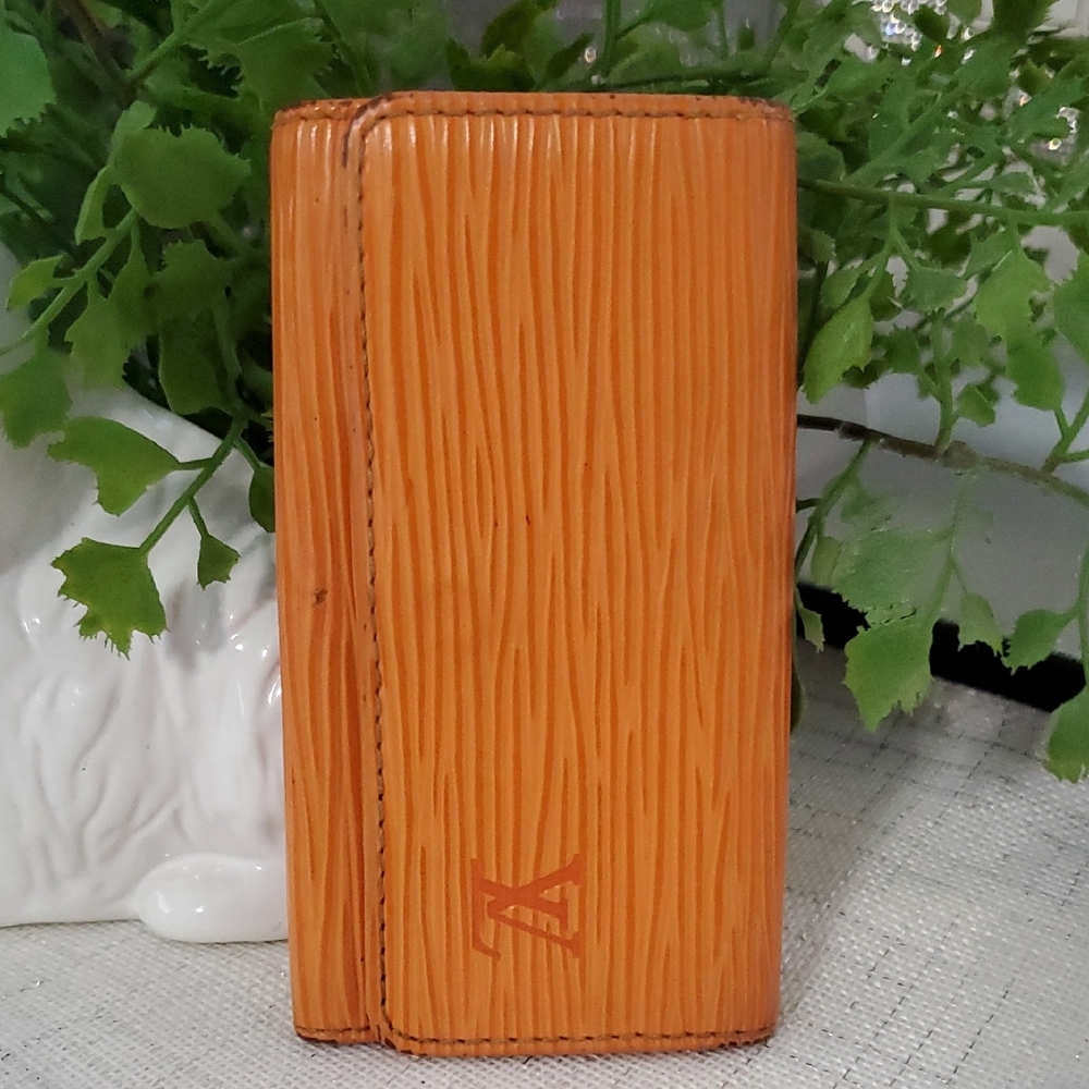 🇨🇵LOUIS VUITTON  Orange Epi Leathet Key Holder 4 Rows🧡